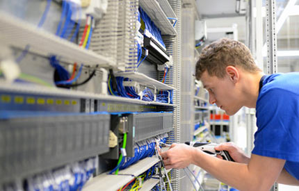 montaż urządzeń i układów automatyki - montażysta